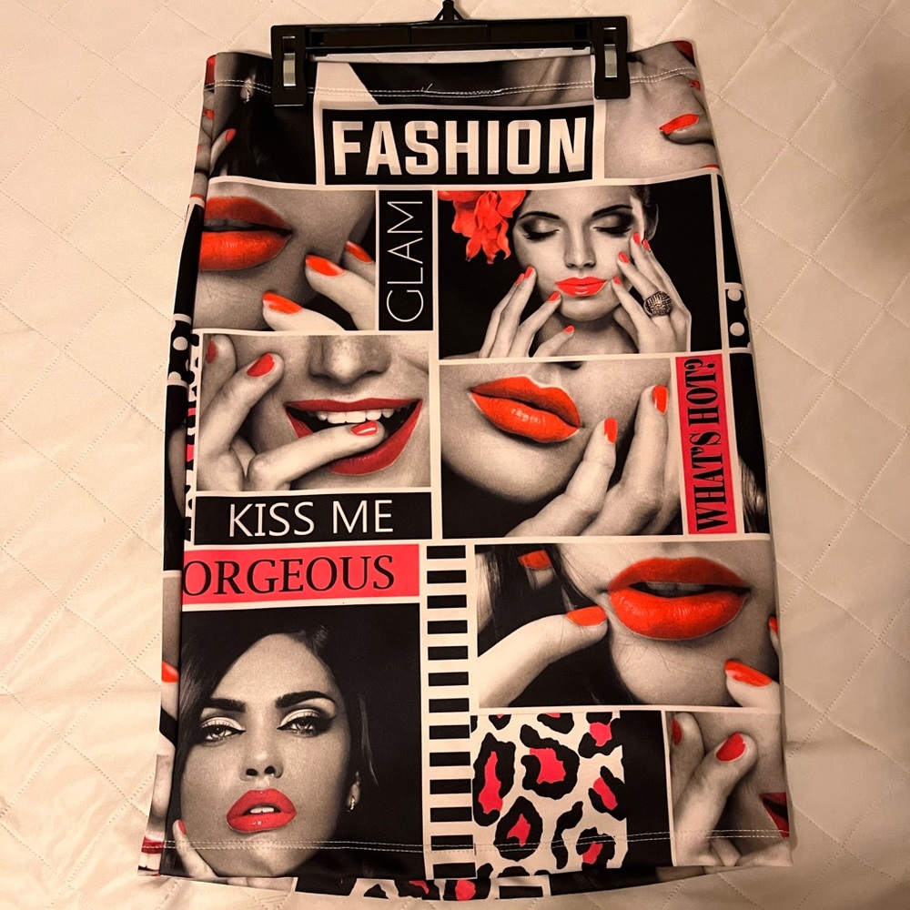 Graphic fashion skirt